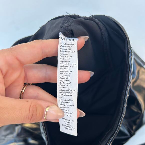 Spanx Patent Leather Shiny Leggings Pants XS High Waisted Compression Black - Picture 6 of 6